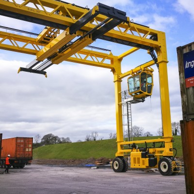 Hebebrücke für Container